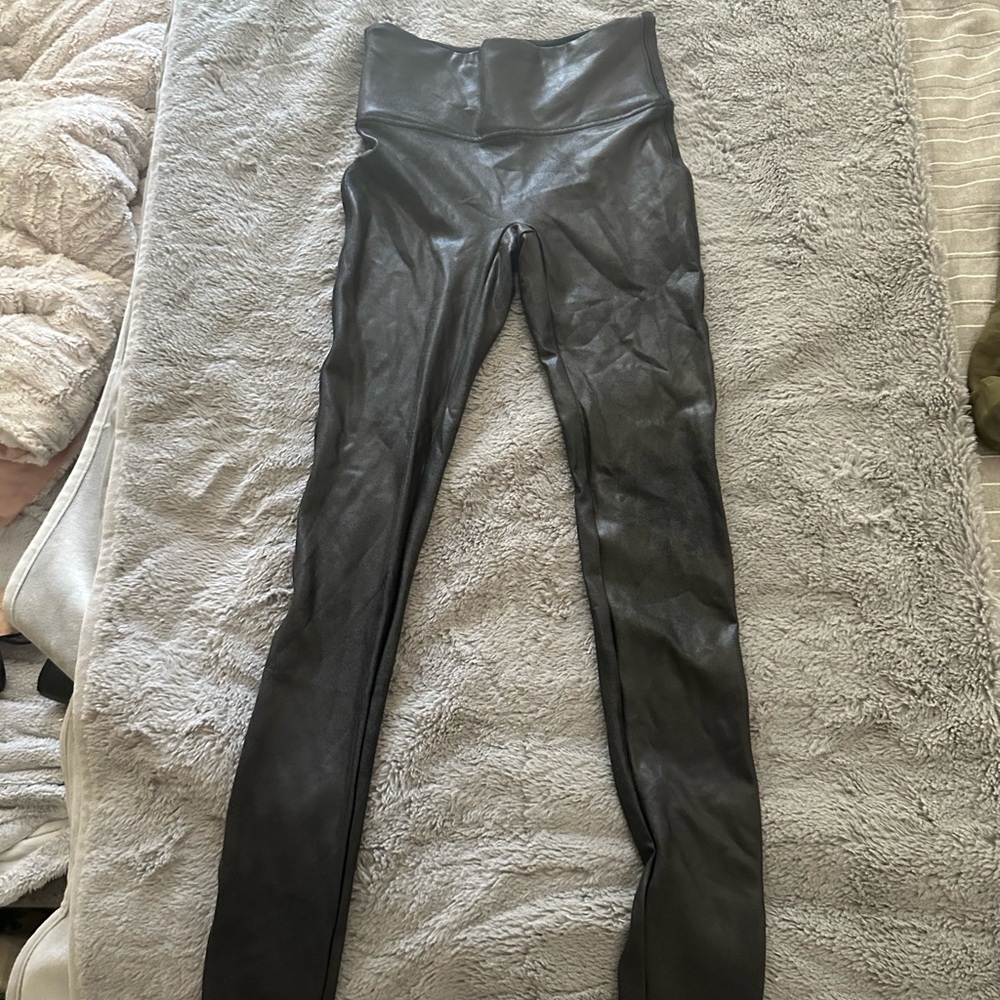 SPANX Classic Black Leggings